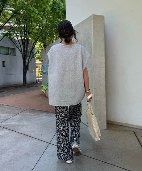フロッキープリントフレンチスリーブTシャツ(グレー)
