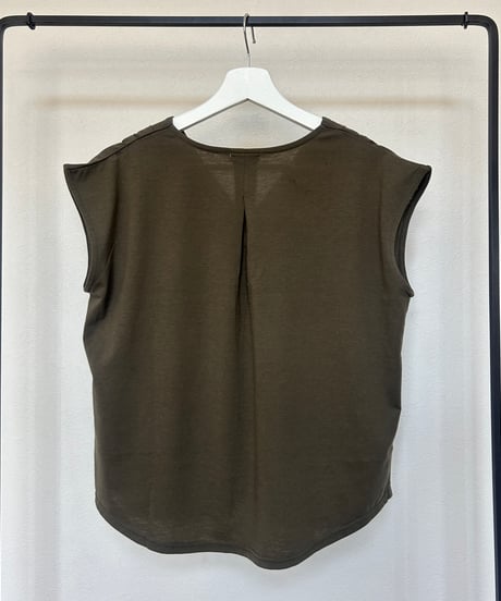 タック入りフレンチスリーブTシャツ(カーキ)