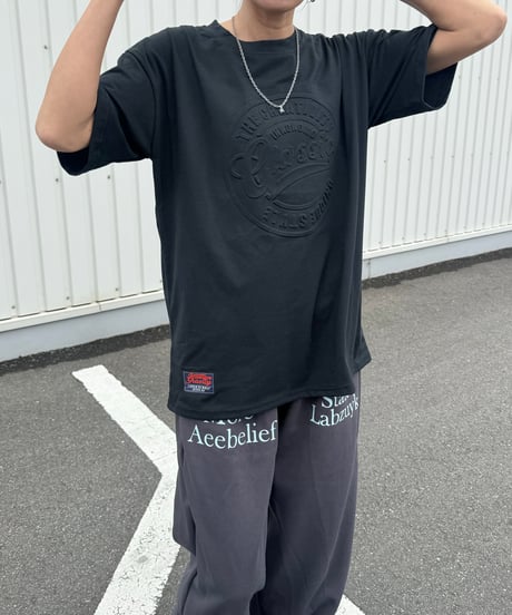 エンボスTシャツ(ブラック)