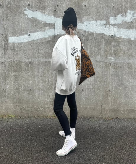 フロントバックTIGER刺繍スウェット(キナリ)