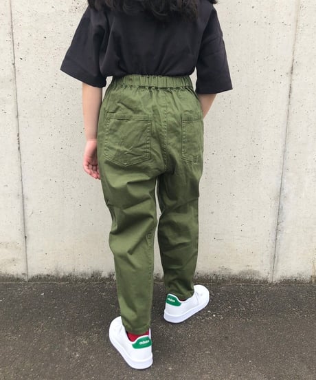 【kids】ストレッチ入り！ウエストゴムツイルテーパードパンツ・カーキ(110~150)