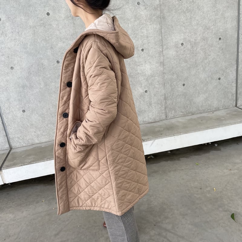 JUMAGEO ファーコート　ミンクファー　金ボタン　キルティング　Aライン JUMAGEO ファーコート ミンクファー 金ボタン キルティング Aライン