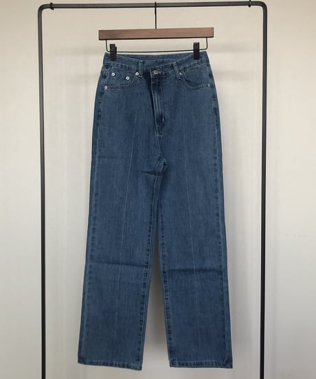 クロスデザインストレートデニムパンツ(2size)