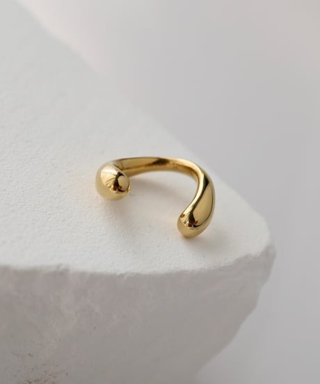 HUG ring