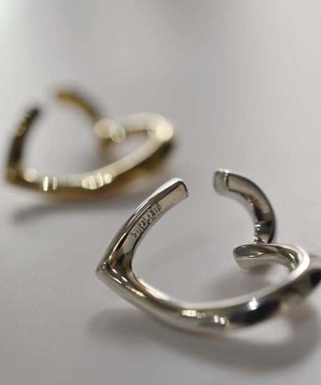 twist heart ear cuff〈single〉