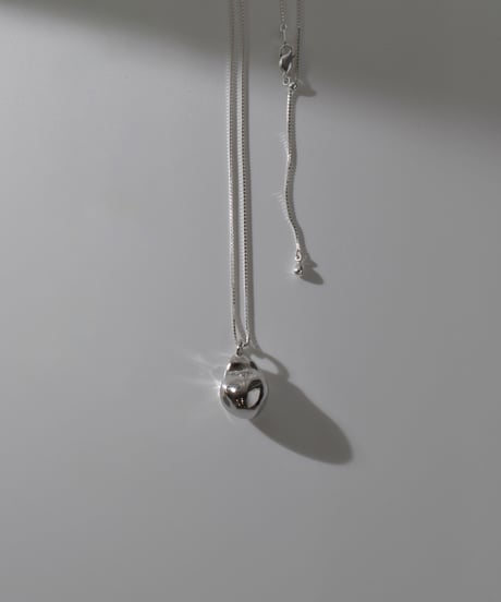 metal baroque necklace