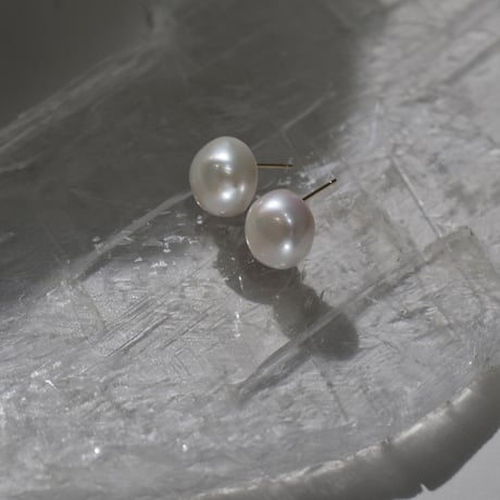 [nude] bubble pearl STUD ピアス/イヤリング （white）