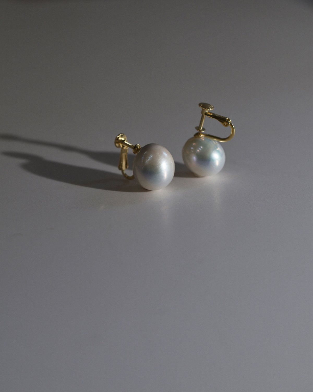 ripsalis 3dot pearl パールイヤリング ripsalis 3dot pearl パールイヤリング fall〈pearl top