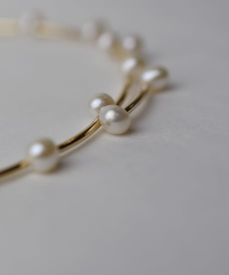 pearl dot choker