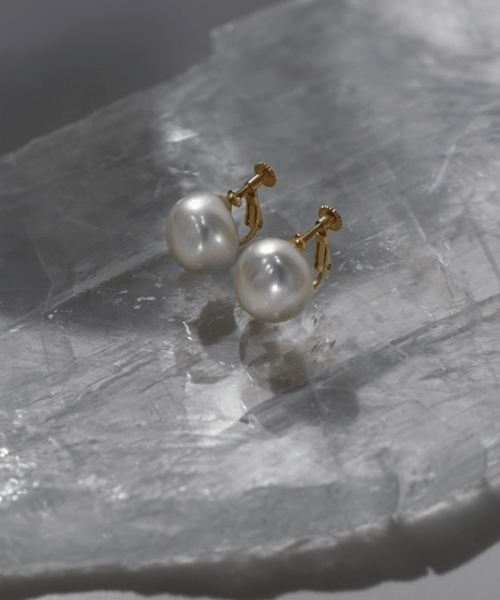 [nude] bubble pearl STUD ピアス/イヤリング（white）