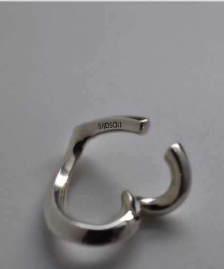 twist heart ear cuff〈single〉