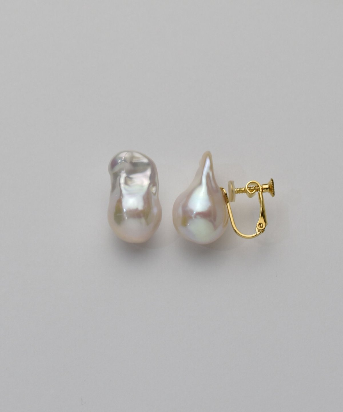 nude] tail baroque pearl STUD ピアス/イヤリング（14-16m