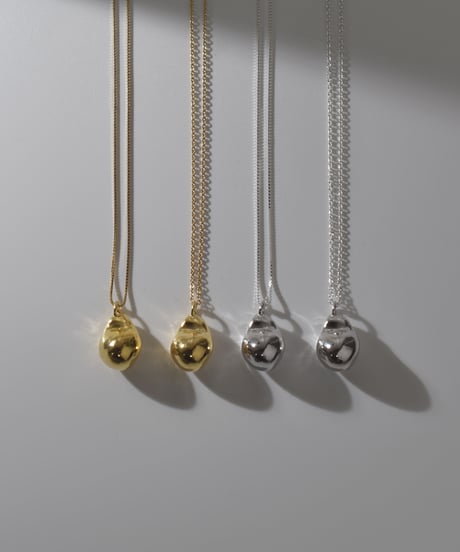 metal baroque necklace