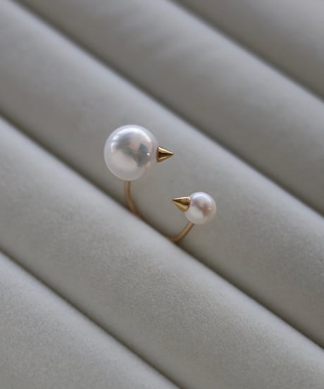 cone studs ring