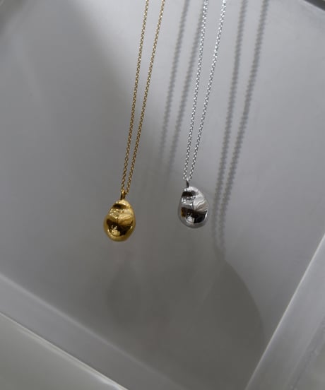 metal baroque necklace