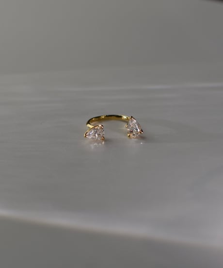 moissanite shape ring