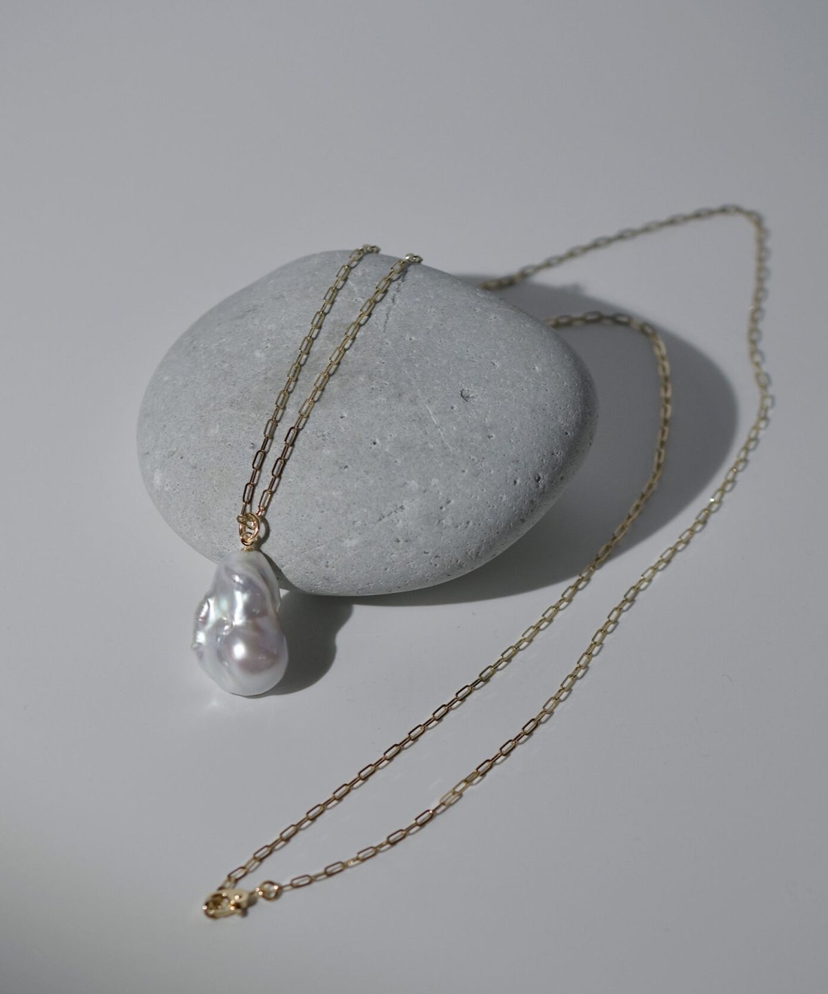 【美品】ripsalis float pierce【Sランク】 バロックパール float pierce【Sランク】 | ripsalis