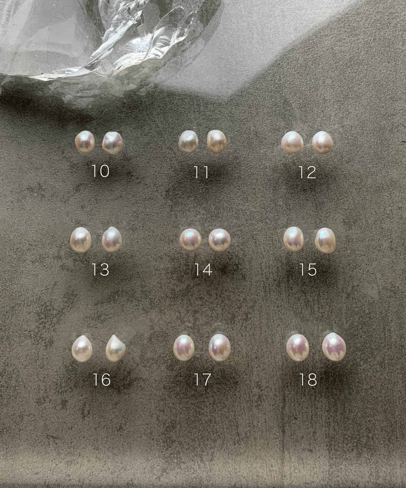 新品☆未使用　ripsalis パール ピアス nude] mini bubble pearl STUD ピアス/イヤリング（white）