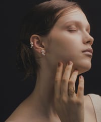 【完売品】ripsalis 3line dip pearl (black)ピアス 完売品】ripsalis 3line dip pearl (black)ピアス