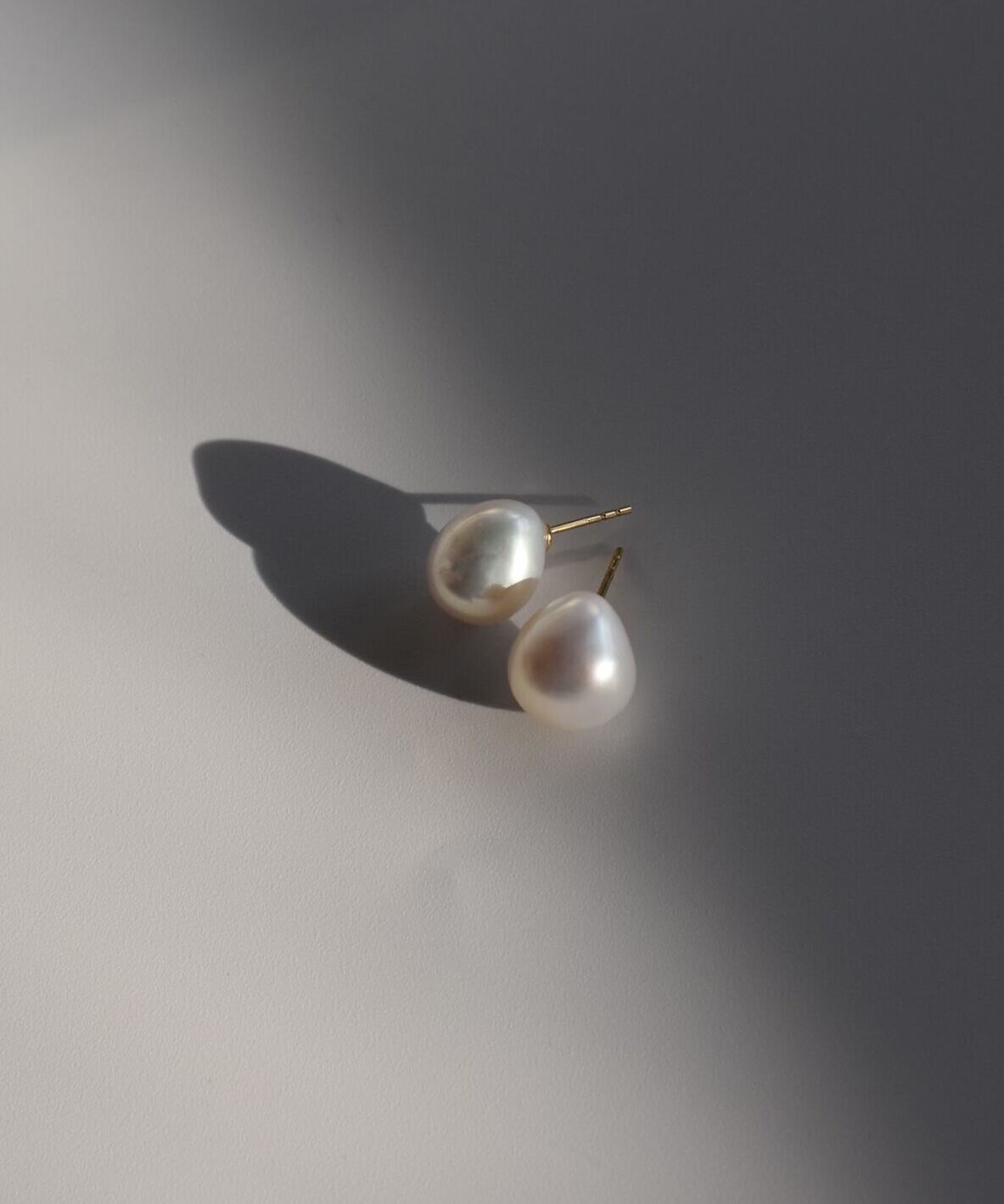 nude] mini bubble pearl STUD ピアス/イヤリング（white）