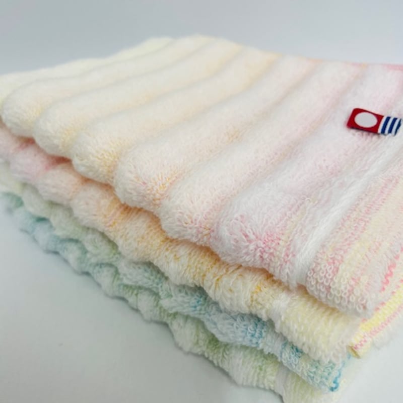 優しい色合いとふんわりな肌触り♪「今治ブランドのハンドタオル