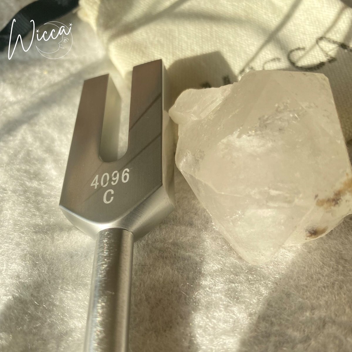 天使の周波数】4096Hzの音叉クリスタルチューナー | ETHICAL PRODUCT S