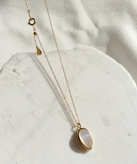 Moonstone necklace 45cm Silver 18K coating (No,202167)
