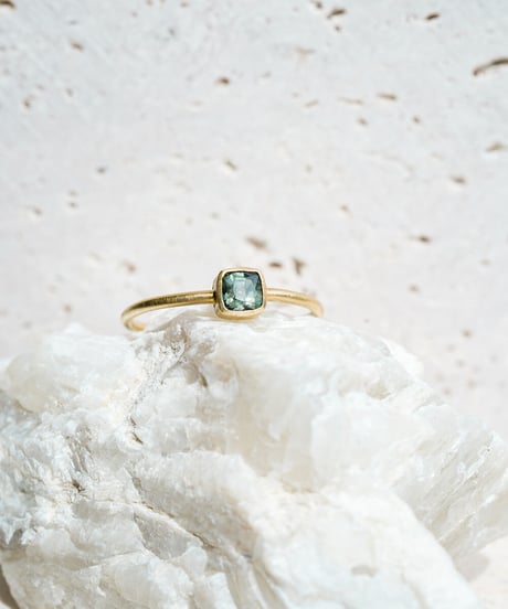 Spinel (NO,139551)