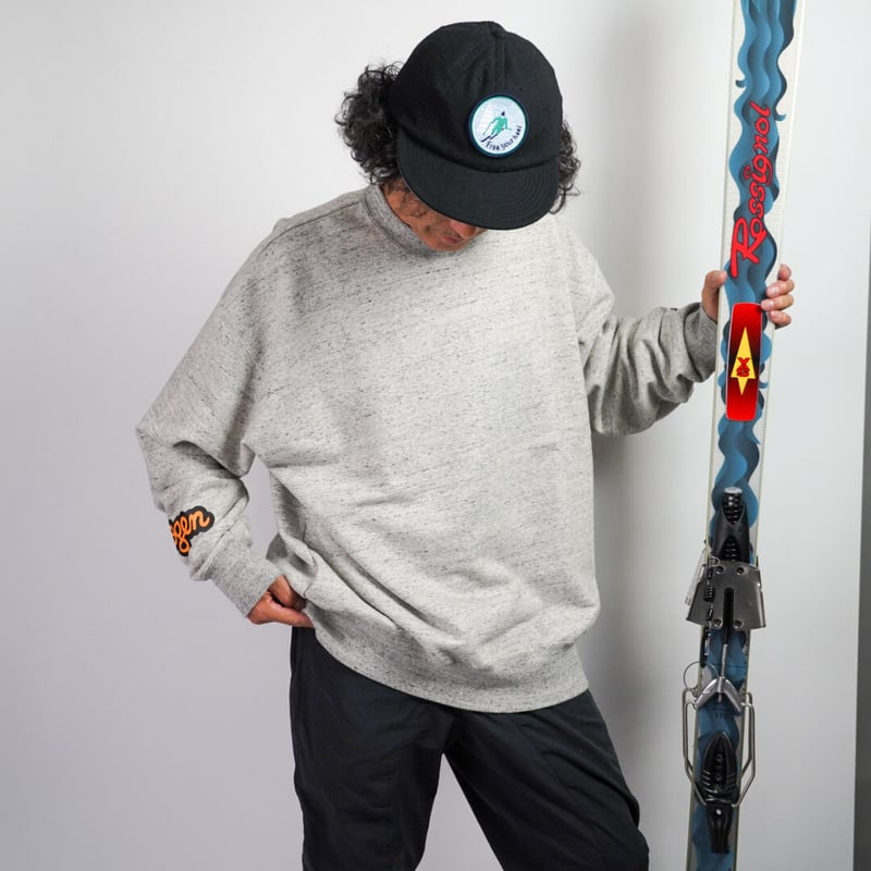 BOGEN/SLEEVE LOGO CREW | SUNDAY web STORE