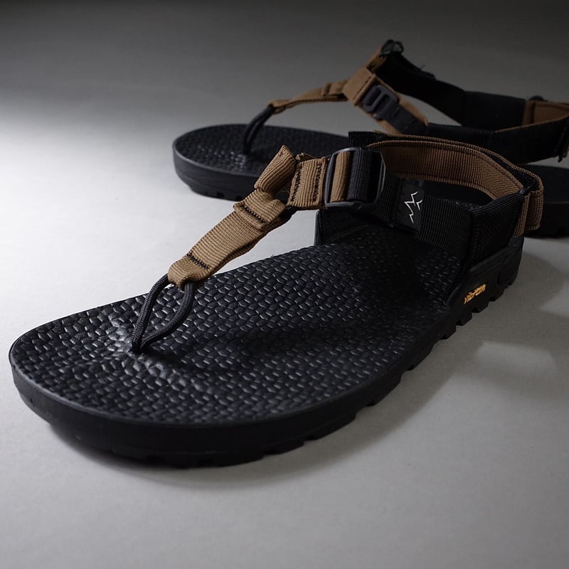BEDROCK SANDALS/Cairn 3D Coyote Tan | SUNDAY 