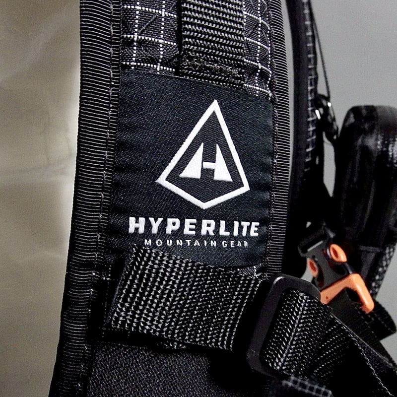 HYPER LITE MOUNTAIN GEAR/2400 JUNCTION《WHITE》 | HYPER LITE MOUNTAIN GEAR/2400 JUNCTION《WHITE》 |