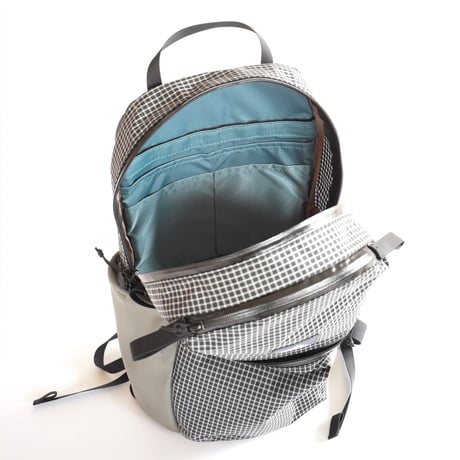 Mountain L0WGEAR/TINY TOT