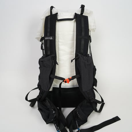 Hyperlite Mountain Gear/WAYPOINT35