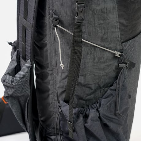 Hyperlite Mountain Gear /WAYPOINT 35
