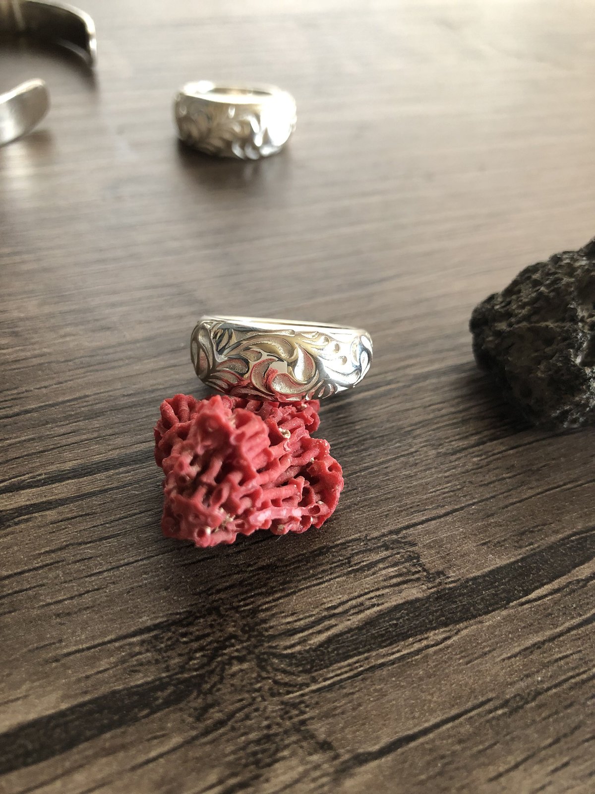 甲丸唐草模様リングN 925シルバー | Voyage Jewelry Japan