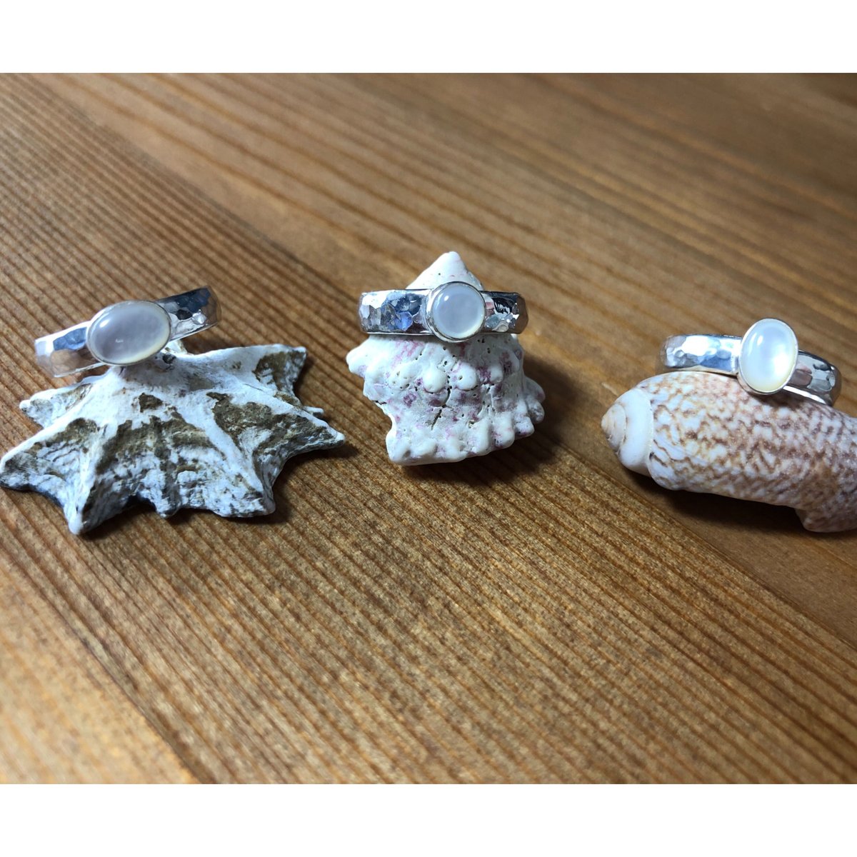 マザーオブパール 槌目 リング 925シルバー | Voyage Jewelry Japan マザーオブパール 槌目 リング 925シルバー | Voyage Jewelry Japan