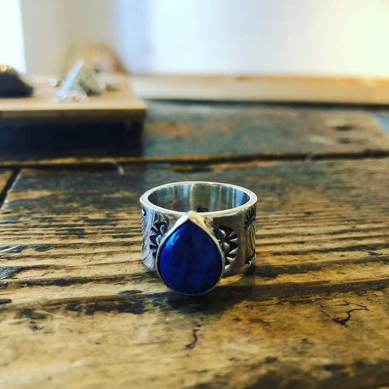 ラピスラズリ ネイティヴ スタンプ リング 925シルバー | Voyage