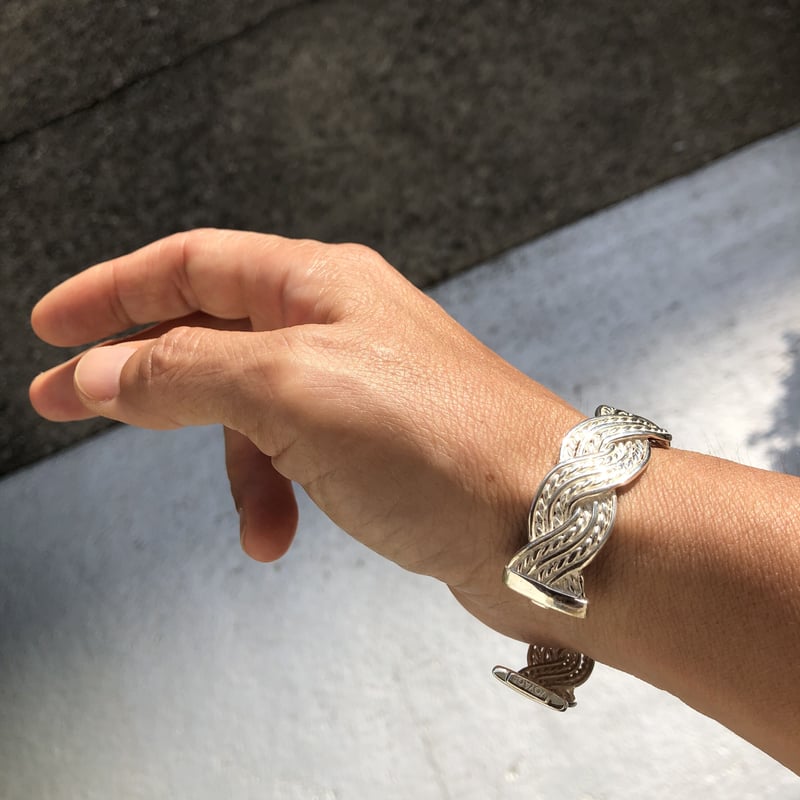 シルバー925 ビンテージ ロープデザインのシルバーバングル シルバー925 ビンテージ ロープデザインのシルバーバングル 楽天