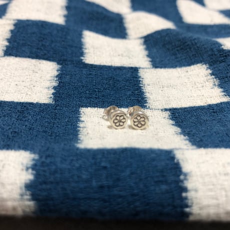 シルバー　ハンドメイド　スタンプ　ピアス