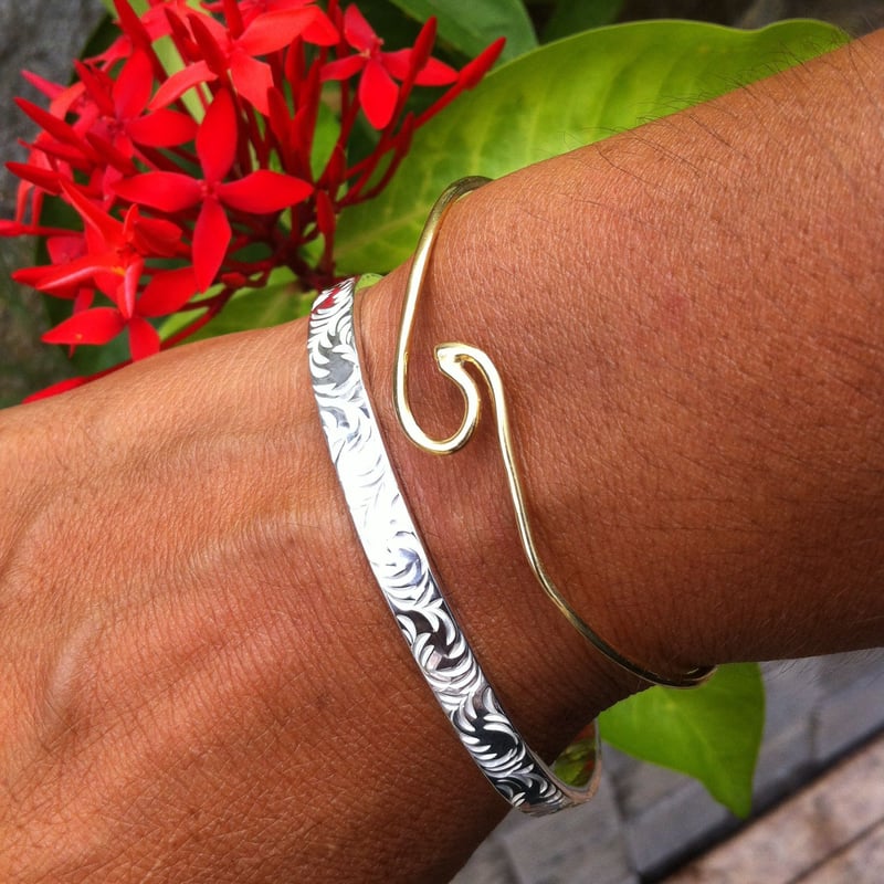 美品　  A10 ウェーブ　バングル　925S 美品 A10 ウェーブ バングル 925S 美品 A10 ウェーブ バングル