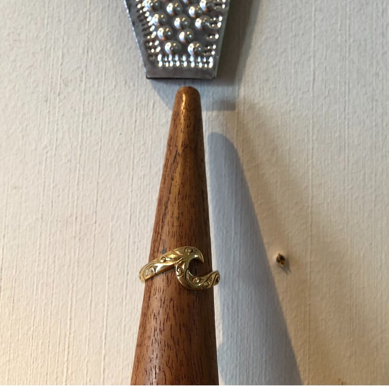 バリ ウェーブ リング w/K18イエローゴールドプレイト | Voyage