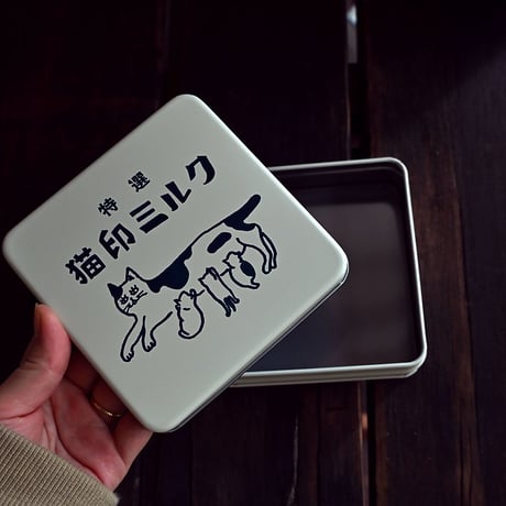 猫印ミルク　スクエア缶