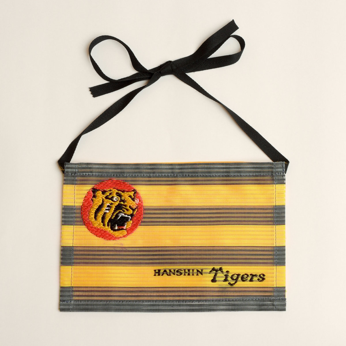 球団旗 fit=scale-down,w=1200