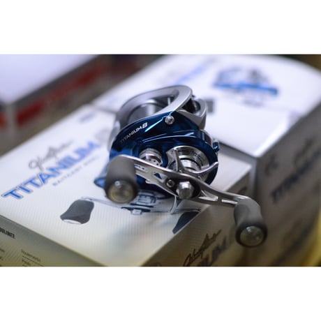 【ラストチャンス！】バスマスターズクラシックウィナー！最高峰！Johnny Morris Signature  Titanium 8  Reel　JMT10SA 右巻きギア比5.2