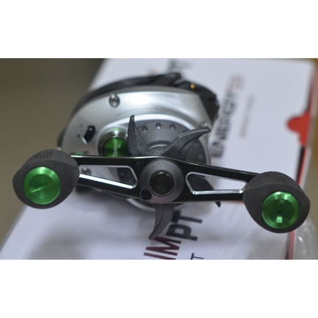 フリッピングスイッチ付きの名機！【クァンタム エナジー　Quantum Energy Casting Reels　EN100SPT.BX2】右巻き　ギア6.3