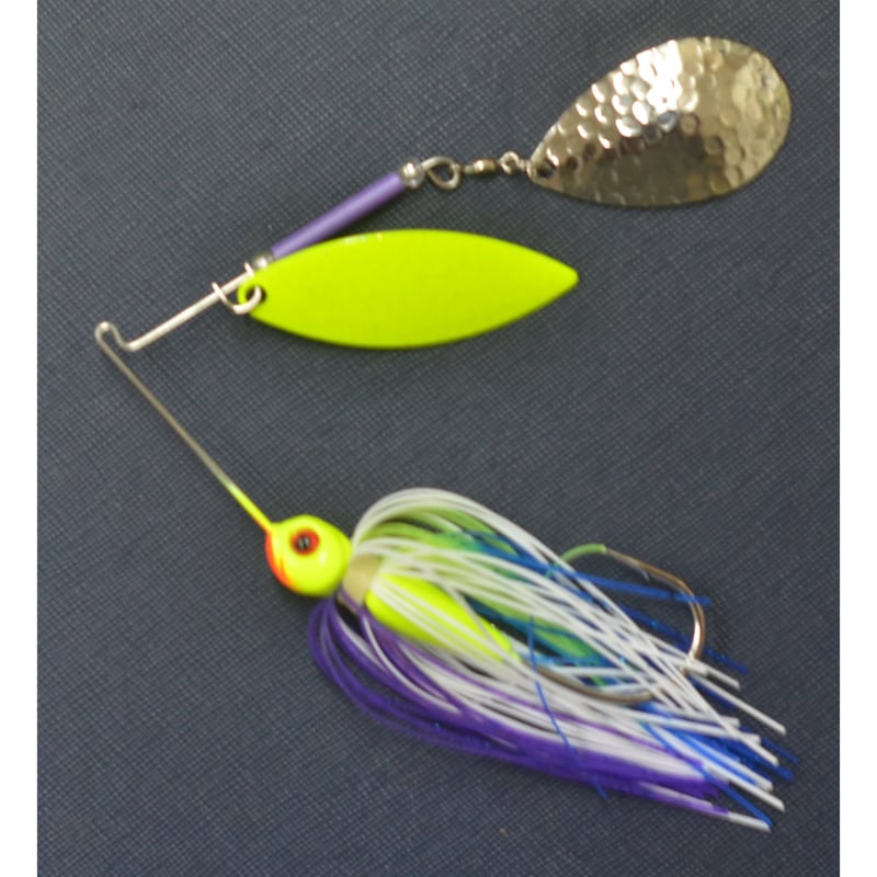 スピナーベイト・エキスパートの隠し技！流麗で優雅なクリアウォーター