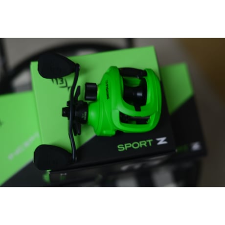 最高評価のCZBベアリング採用！この価格で驚異のパフォーマンス！【13 FISHING  INCEPTION SPORT Z　インセプション スポーツZ】ギア比7.3　右巻き