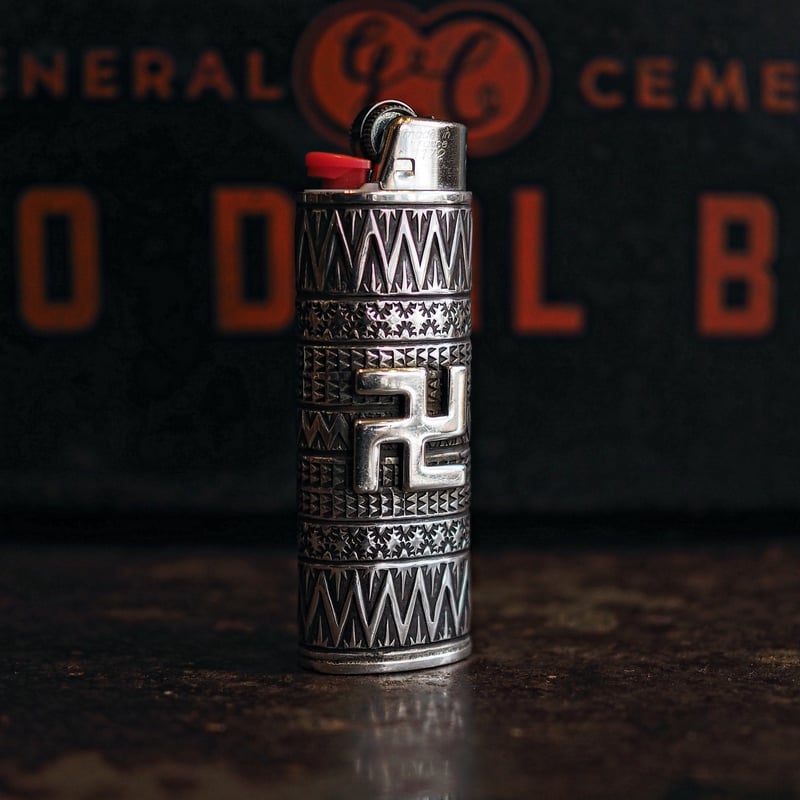 DUCK TAIL / Silver Lighter Case ”卍” | CALIFORNI