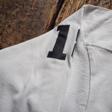 ANONYMOUS HANDS ／ FOOTBALL TEE