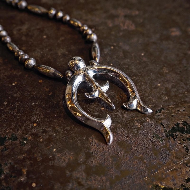 Francis Begay／Naja pendant top 